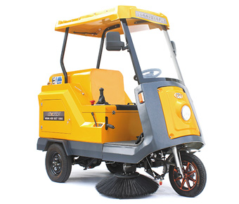 G30 AUTOMATIC MULTIFUNCTION HIGH PRESSURE ROAD SWEEPER TRICYCLE